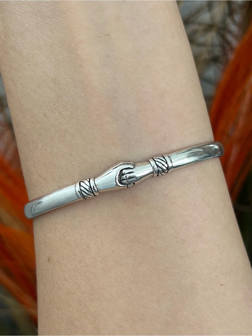 Unisex S925 Silver holding hands cuff Bracelet top seller gift for friend